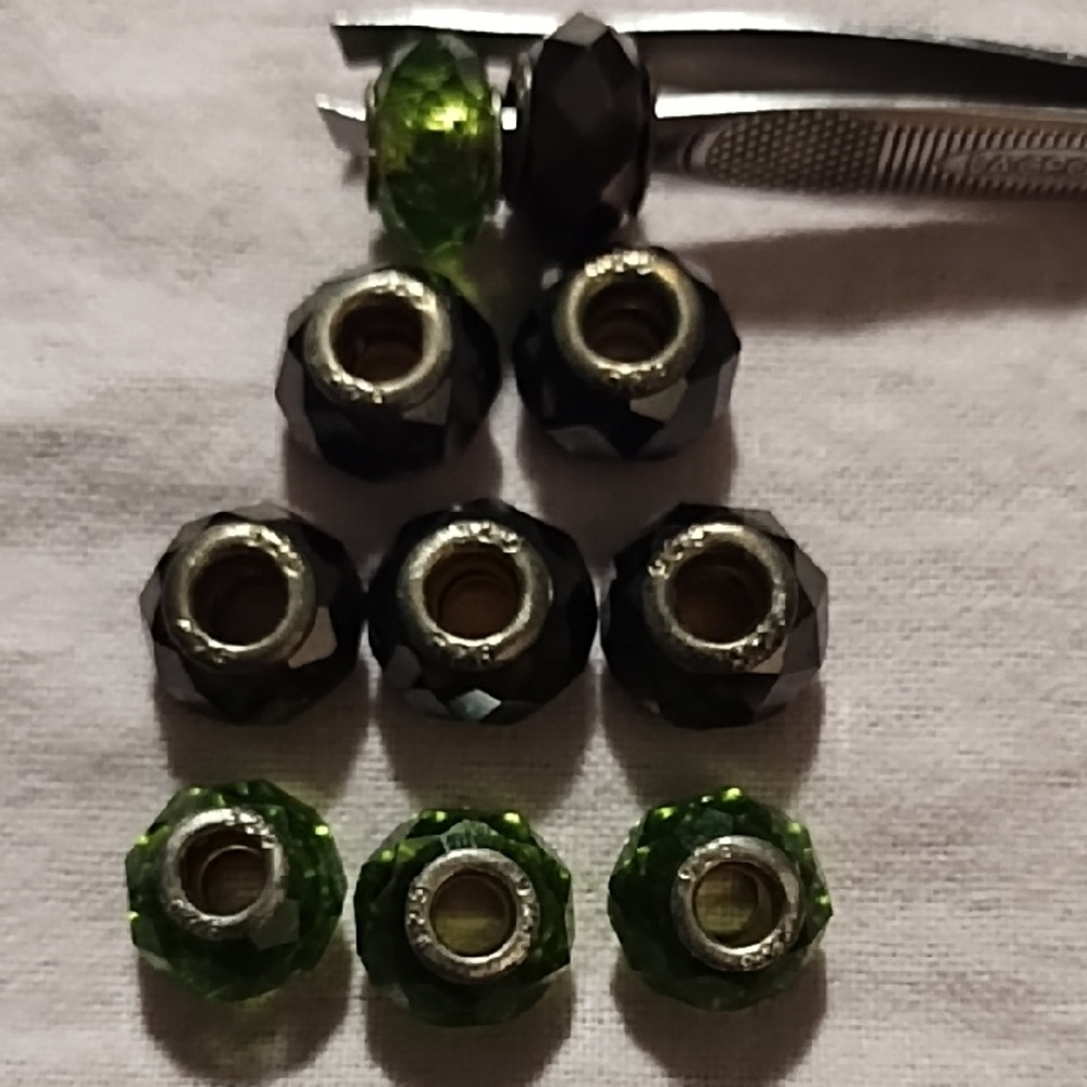 🇺🇸 Clearance 🇺🇸Green and Black Faceted Beads Stamped 925
